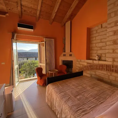 Ca' San Sebastiano Wine & Spa Farm stay *