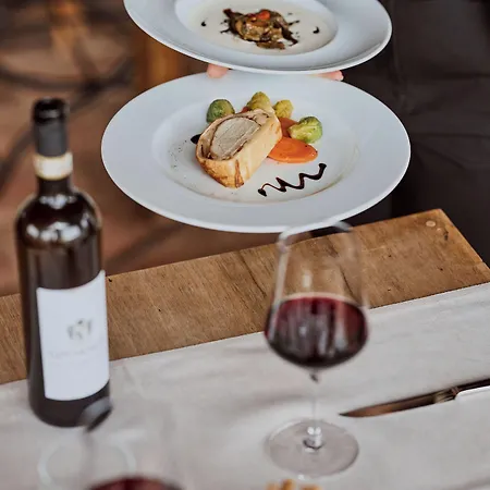 Ca' San Sebastiano Wine & مزرعة للإقامة